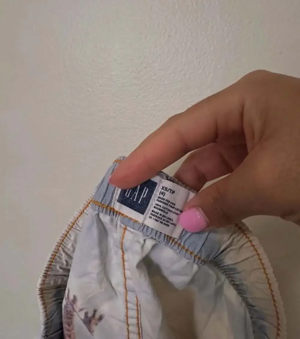 Gap Kids Giraffe Print Elastic Waist Shorts